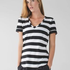 NWT Lululemon Love Tee II size 10 Black White stripe Cotton Shirt, #W3J89S